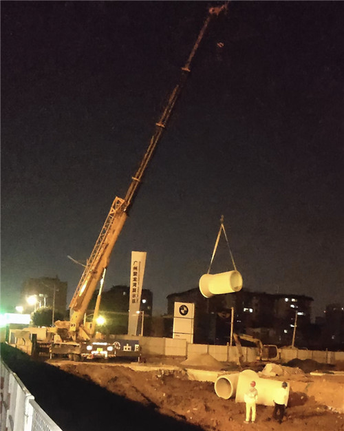 绵阳市“弯臂矫正”—— 吊车的 “形变补偿” 技术